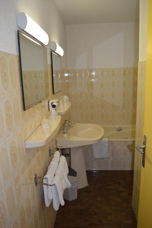 Hotel Restaurant Davat Brison-Saint-Innocent Rom bilde
